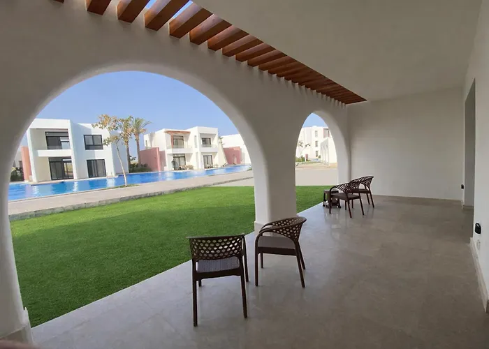 Stylish Makadi Heights 2br Lagoon-front * Hurghada